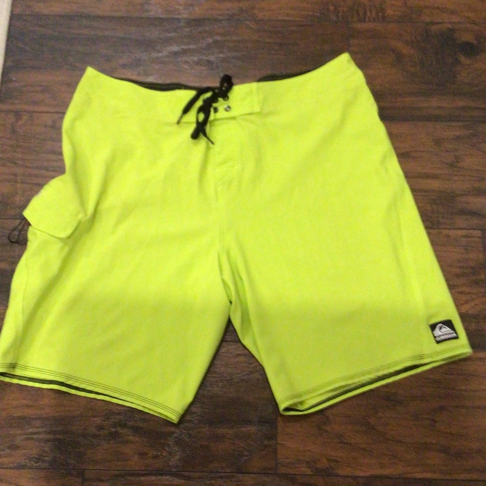 Men’s Quicksilver board shorts